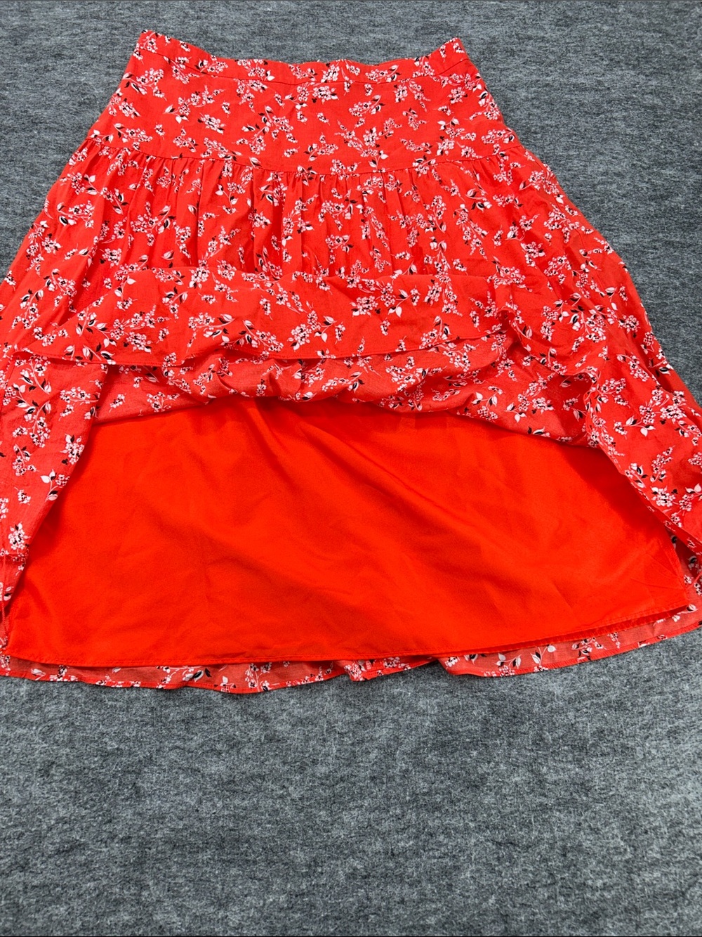 Ann Taylor Floral Print A Line Midi Skirt Red Lightweight Lined Zip Back Size 12 - Picture 4 of 9